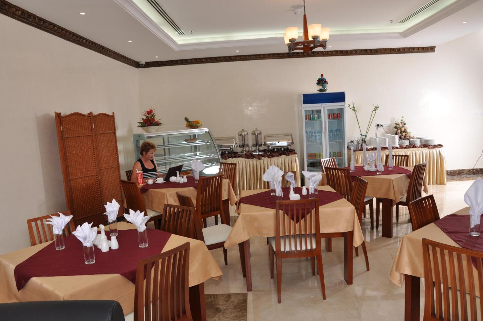 Akas-Inn Hotel Apartment Дубай Екстериор снимка
